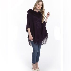 NWT Cozy Black Poncho with Faux Fur Trim, Asymmetrical Poncho Cape
Beautiful!